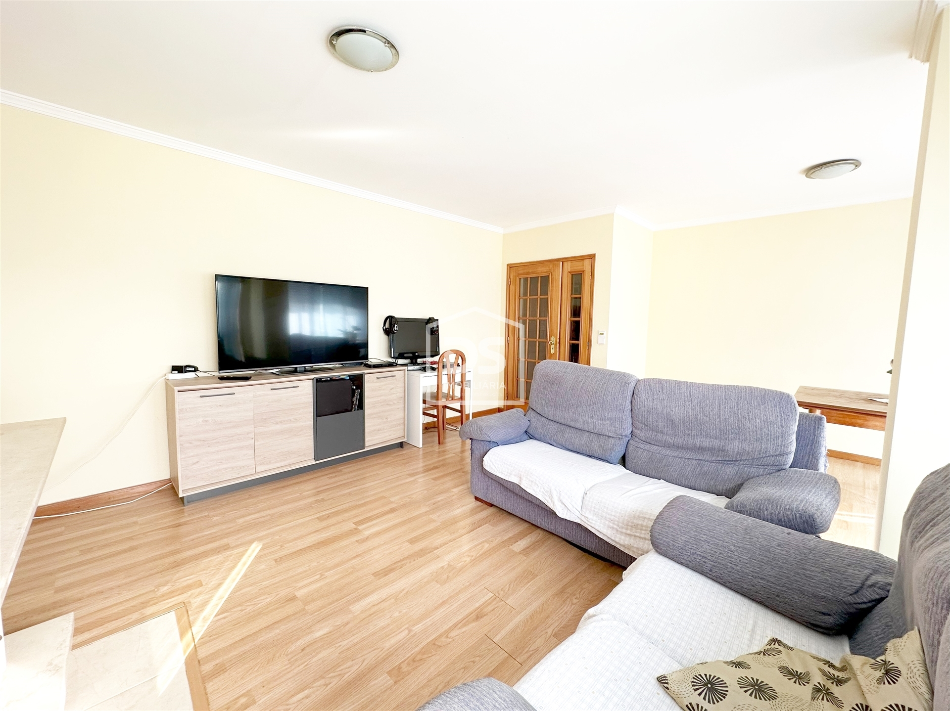 Apartamento T2 em Olival, Vila Nova de Gaia c/ varanda